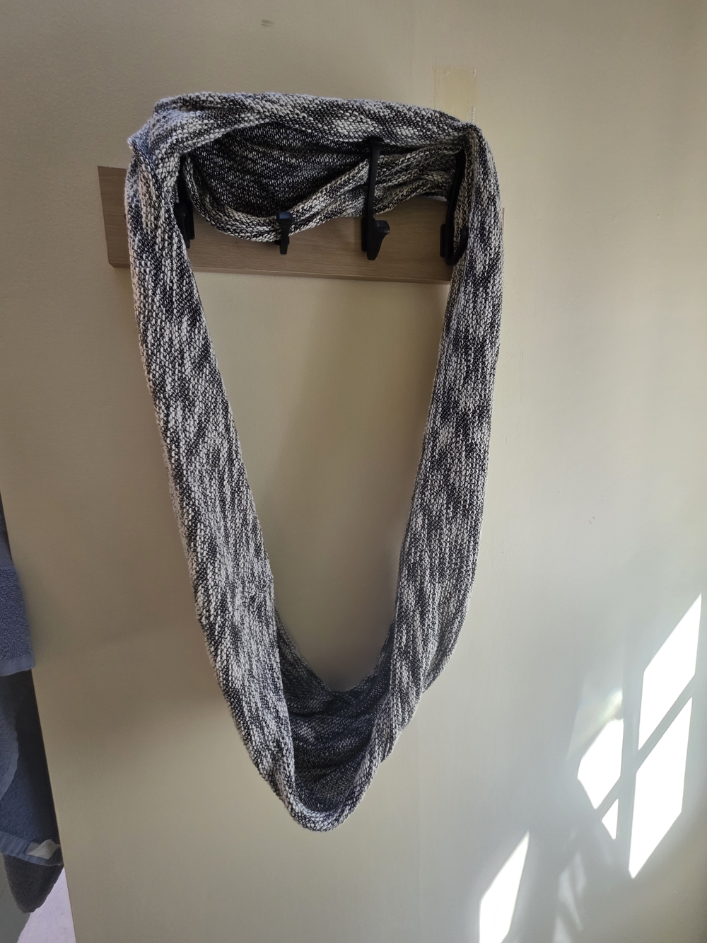 H&M Black and White Marled Infinity Scarf
